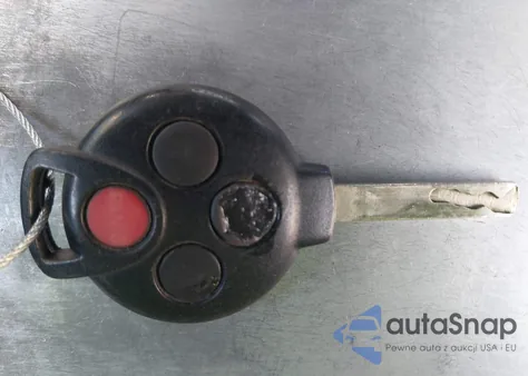 2008 Smart Fortwo Passion/Pure z USA, uszkodzony, nr VIN WMEEJ31X38K122370